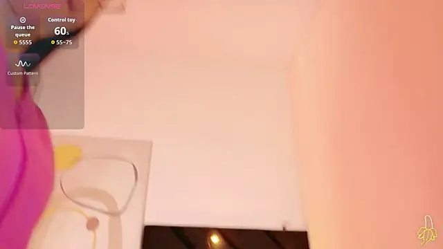 Snapshot of littleebluee chatting on July 17, 2026, 8:06 pm littleebluee online show from July 17, 2026, 8:06 pm