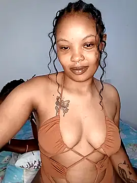 Snapshot of Badgirl-riri7 chatting on March 21, 2025, 4:49 am Badgirl-riri7 online show from March 21, 2025, 4:49 am