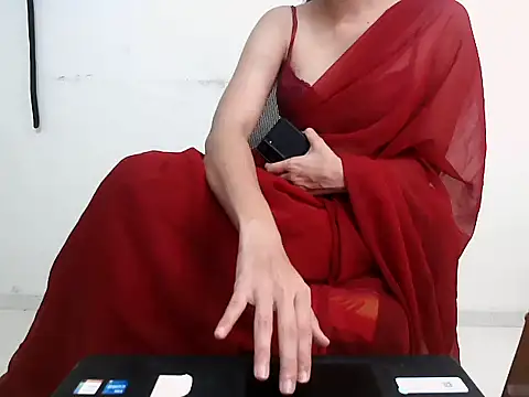 lololips online show from September 17, 2025, 7:49 pm