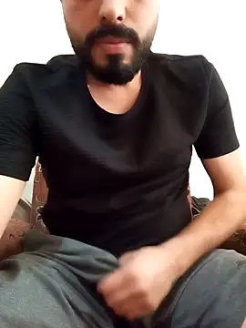 Snapshot of Kaan1607 chatting on October 19, 2025, 10:18 am Kaan1607 online show from October 19, 2025, 10:18 am