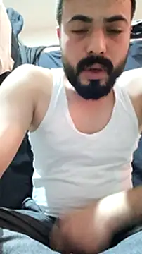 Snapshot of Kaan1607 chatting on January 21, 2025, 4:37 pm Kaan1607 online show from January 21, 2025, 4:37 pm