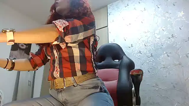 Snapshot of Samantabrown_ chatting on October 2, 2025, 11:35 am Samantabrown online show from October 2, 2025, 11:35 am