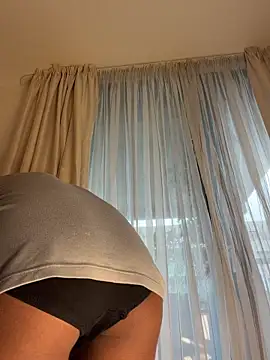 alejo cute online show from March 28, 2026, 1:45 pm