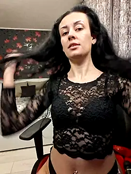 loryyy sexyyy online show from February 12, 2026, 9:47 pm