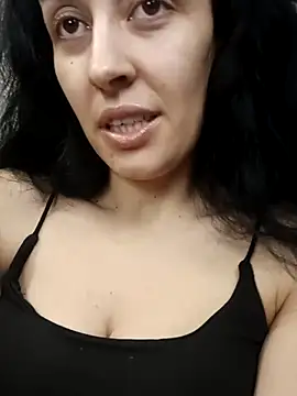 loryyy sexyyy online show from February 10, 2026, 9:47 pm