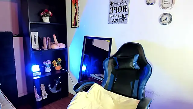 Snapshot of Amy_hoy69 chatting on October 5, 2025, 2:46 am Amy hoy69 online show from October 5, 2025, 2:46 am