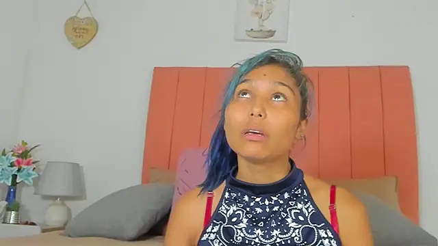 Snapshot of satsu_u chatting on October 8, 2025, 7:03 pm satsu u online show from October 8, 2025, 7:03 pm