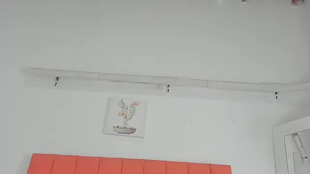 Snapshot of satsu_u chatting on October 7, 2025, 7:04 pm satsu u online show from October 7, 2025, 7:04 pm