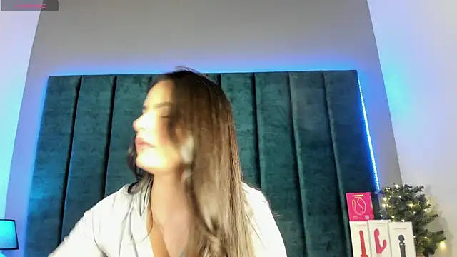 IsabellaGrey19 online show from December 15, 2025, 7:20 pm