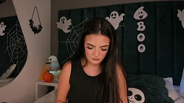 IsabellaGrey19 online show from October 25, 2025, 7:25 pm