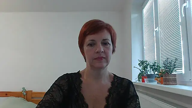 LoraLoraMay online show from September 16, 2025, 12:50 pm