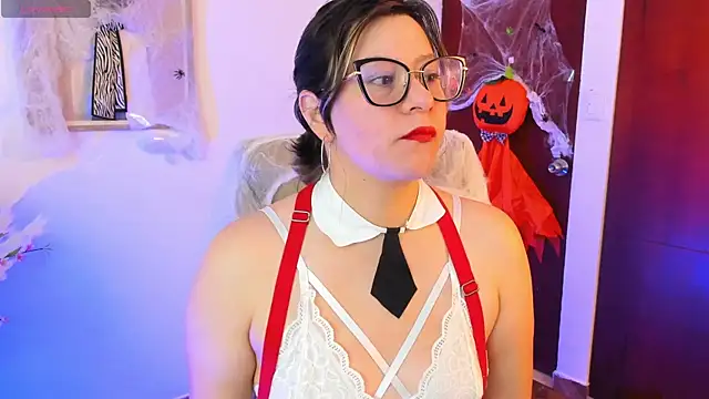 Snapshot of Chanelll_Taylorr_ chatting on October 26, 2025, 10:48 am Chanelll Taylorr  online show from October 26, 2025, 10:48 am