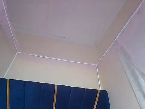 Snapshot of awino001 chatting on October 15, 2025, 1:37 am awino001 online show from October 15, 2025, 1:37 am