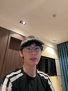 1a1a1alll online show from October 29, 2025, 3:33 pm