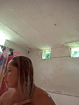 Snapshot of natally_ross21 chatting on October 21, 2025, 4:17 pm natally ross21 online show from October 21, 2025, 4:17 pm