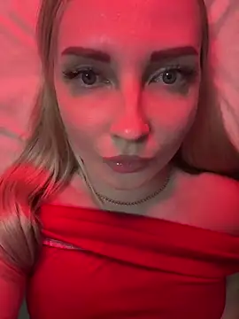 Snapshot of Aleksandrakis chatting on September 28, 2025, 8:38 pm Aleksandrakis online show from September 28, 2025, 8:38 pm