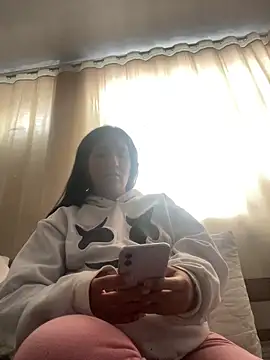 luna asss online show from November 15, 2025, 5:28 pm