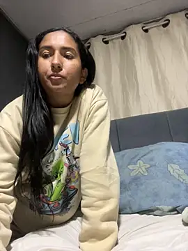 luna asss online show from November 21, 2025, 7:24 pm