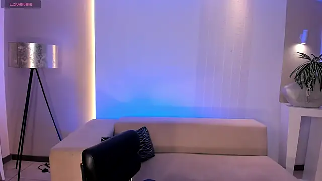 Snapshot of SamanthaKlein_ chatting on October 27, 2025, 1:50 am SamanthaKlein  online show from October 27, 2025, 1:50 am