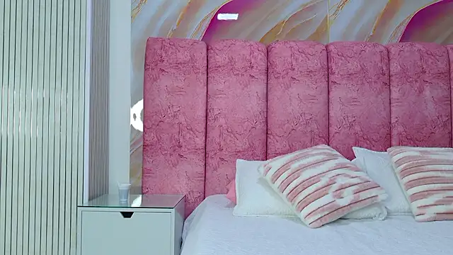 Snapshot of kendal_rossi chatting on February 25, 2026, 11:54 am kendal rossi online show from February 25, 2026, 11:54 am