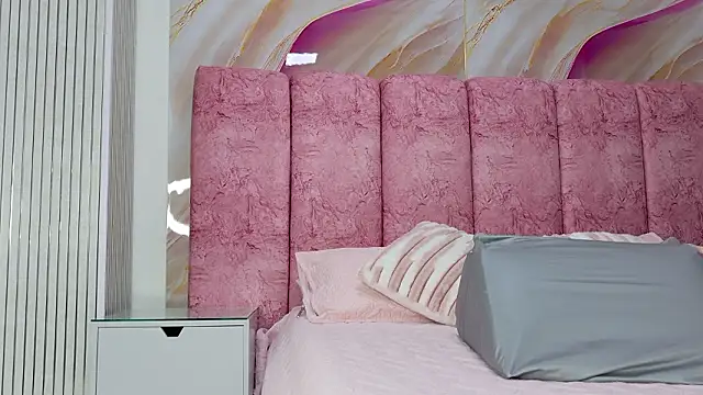 Snapshot of kendal_rossi chatting on February 24, 2026, 11:55 am kendal rossi online show from February 24, 2026, 11:55 am