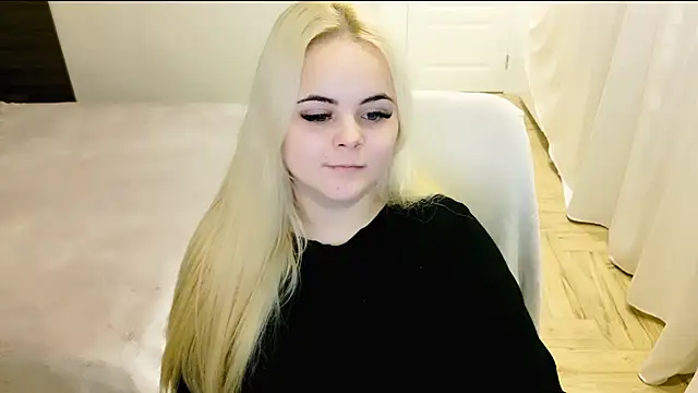 lovely-eyes online show from January 27, 2025, 4:20 am