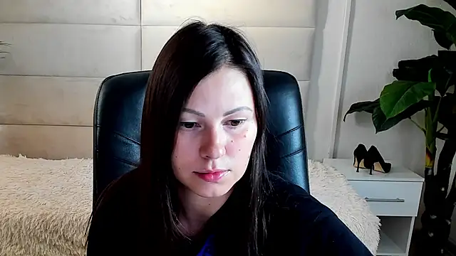 Snapshot of Dana__dom chatting on October 19, 2025, 2:14 am Dana dom online show from October 19, 2025, 2:14 am