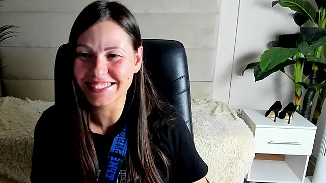 Snapshot of Dana__dom chatting on October 26, 2025, 1:55 pm Dana dom online show from October 26, 2025, 1:55 pm