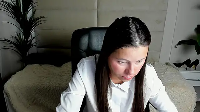 Snapshot of Dana__dom chatting on October 6, 2025, 2:13 am Dana dom online show from October 6, 2025, 2:13 am