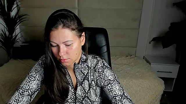 Snapshot of Dana__dom chatting on October 2, 2025, 3:43 am Dana dom online show from October 2, 2025, 3:43 am