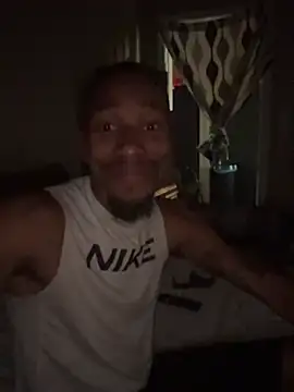 KingDerRico online show from April 17, 2026, 9:28 pm