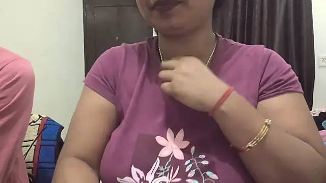 Gulaboo bhabi online show from February 23, 2025, 8:11 pm