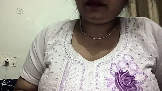 Gulaboo bhabi online show from February 15, 2025, 7:28 pm