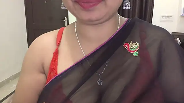 Gulaboo bhabi online show from February 18, 2025, 10:03 pm