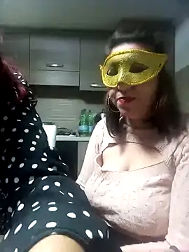 carolyne2023 online show from December 10, 2024, 5:22 pm