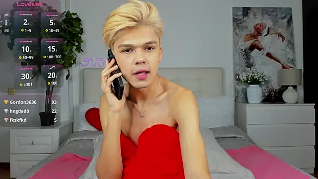 Felix Rey online show from February 11, 2025, 7:38 pm