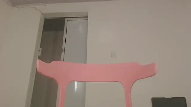 Kitty Mifl online show from March 8, 2025, 3:06 am