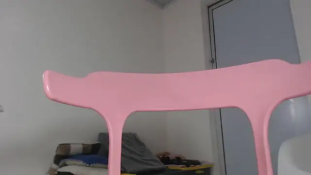 Kitty Mifl online show from March 23, 2026, 1:50 am