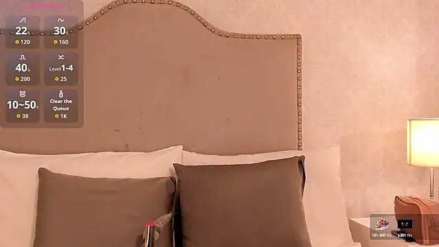 Snapshot of Emily_robertss chatting on October 2, 2025, 3:32 am Emily robertss online show from October 2, 2025, 3:32 am