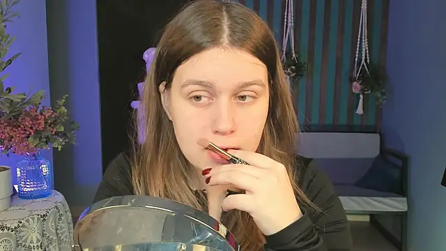 FioraMarmoris online show from October 5, 2025, 5:53 am