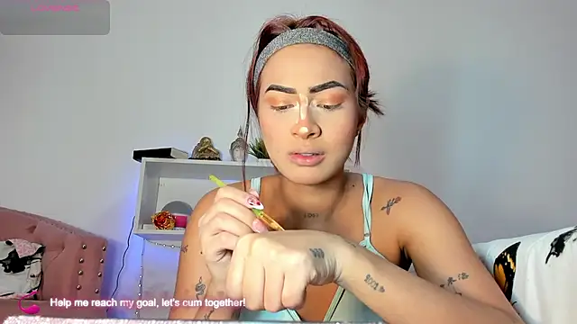 vayolettelove online show from January 30, 2025, 7:04 pm