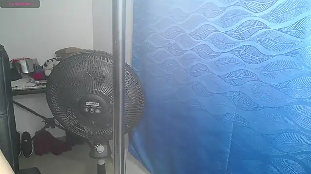 Snapshot of venelope1 chatting on February 2, 2025, 4:05 am venelope1 online show from February 2, 2025, 4:05 am