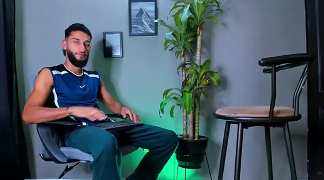 Damian 022 online show from January 12, 2025, 5:22 pm