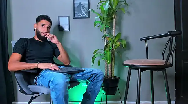 Damian 022 online show from January 15, 2025, 11:40 pm