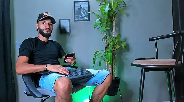 Damian 022 online show from January 22, 2025, 10:48 pm