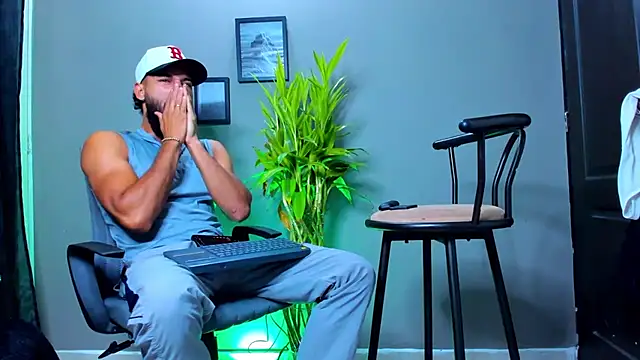 Damian 022 online show from October 17, 2025, 11:56 am