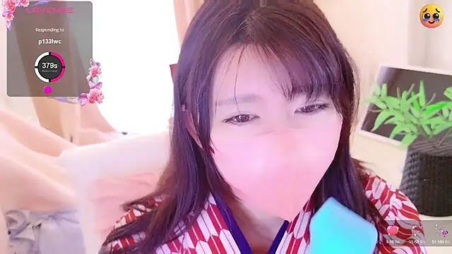 maii- online show from March 17, 2025, 10:51 pm