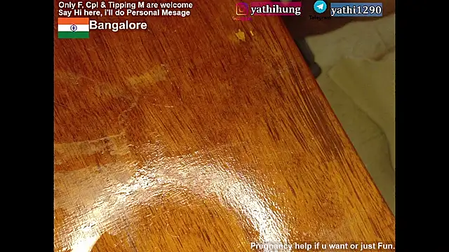 Snapshot of KingCobraClassy chatting on April 19, 2026, 5:08 am KingCobraClassy online show from April 19, 2026, 5:08 am