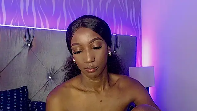 FiorelaLenin online show from October 26, 2025, 12:27 pm