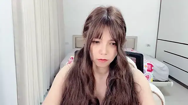 miyababytw online show from April 4, 2026, 5:19 pm